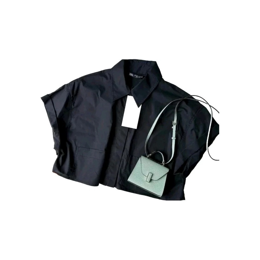 Zara cropped Black Button Down Shirt